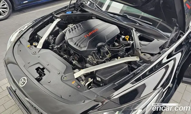Kia Stinger 2018 3.3 автомат (гидро), миниатюра 6 Kia Stinger 2018 3.3 автомат (гидро), миниатюра 6