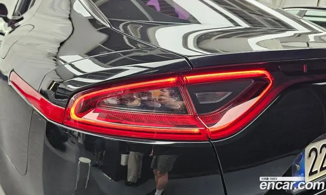 Kia Stinger 2018 3.3 автомат (гидро), миниатюра 9 Kia Stinger 2018 3.3 автомат (гидро), миниатюра 9