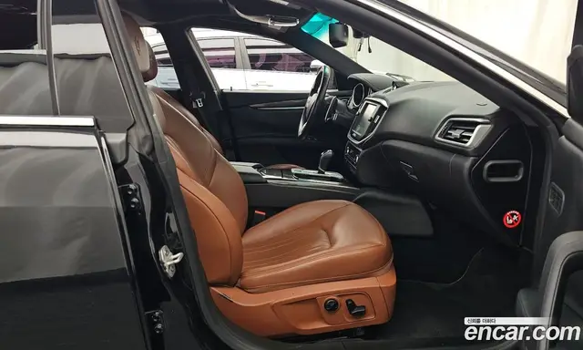 Maserati Ghibli 2015 3.0 автомат (гидро), миниатюра 11