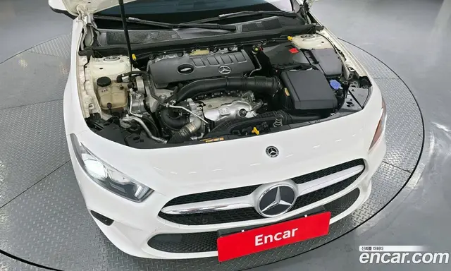 Mercedes-Benz A-Class 2020 2.0 автомат (гидро), миниатюра 6