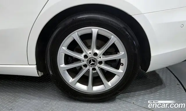 Mercedes-Benz A-Class 2020 2.0 автомат (гидро), миниатюра 7