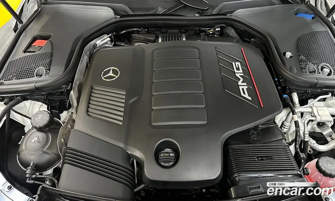 Mercedes-Benz AMG GT 2025 3.0 автомат (гидро), фото 6