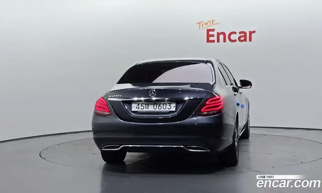 Mercedes-Benz C-Class 2016 2.1 автомат (гидро), миниатюра 4