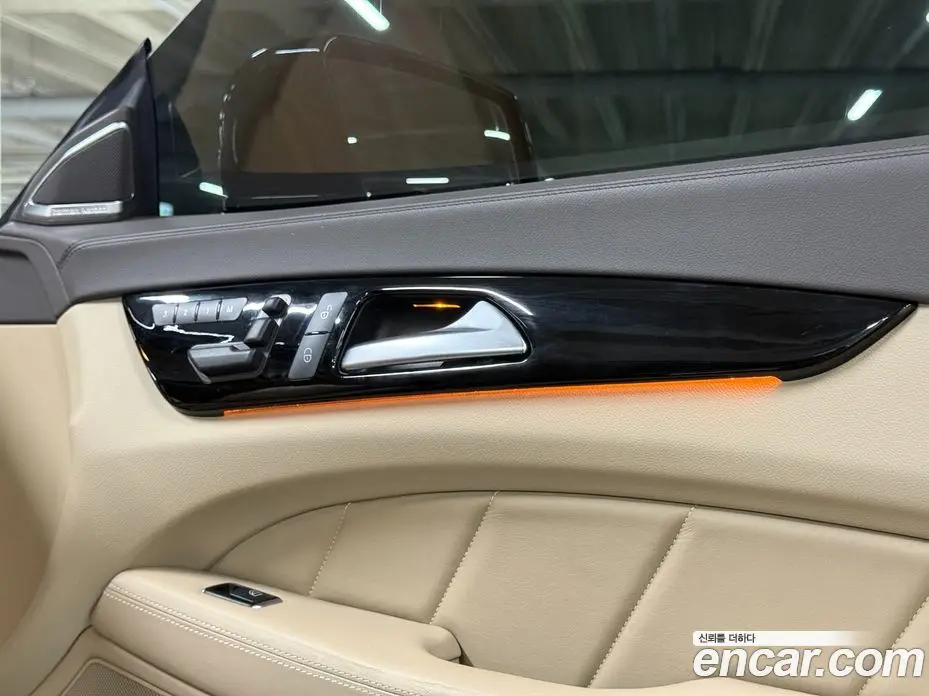 Mercedes-Benz CLS-Class 2012 5.5 автомат (гидро), фото 14 Mercedes-Benz CLS-Class 2012 5.5 автомат (гидро), фото 14