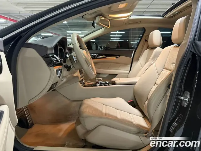 Mercedes-Benz CLS-Class 2012 5.5 автомат (гидро), миниатюра 9 Mercedes-Benz CLS-Class 2012 5.5 автомат (гидро), миниатюра 9