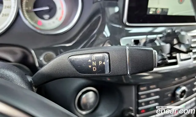 Mercedes-Benz CLS-Class 2015 2.1 автомат (гидро), миниатюра 9