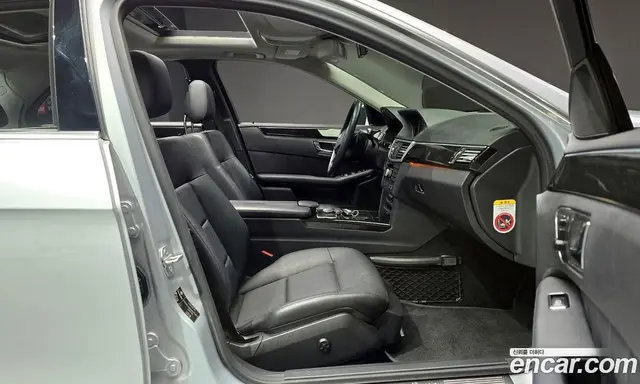 Mercedes-Benz E-Class 2009 3.5 автомат (гидро), миниатюра 11 Mercedes-Benz E-Class 2009 3.5 автомат (гидро), миниатюра 11