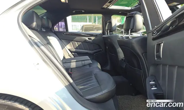 Mercedes-Benz E-Class 2014 2.1 автомат (гидро), миниатюра 12