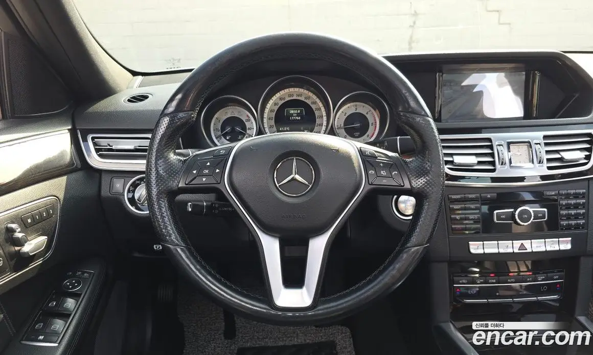 Mercedes-Benz E-Class 2014 2.1 автомат (гидро), фото 13