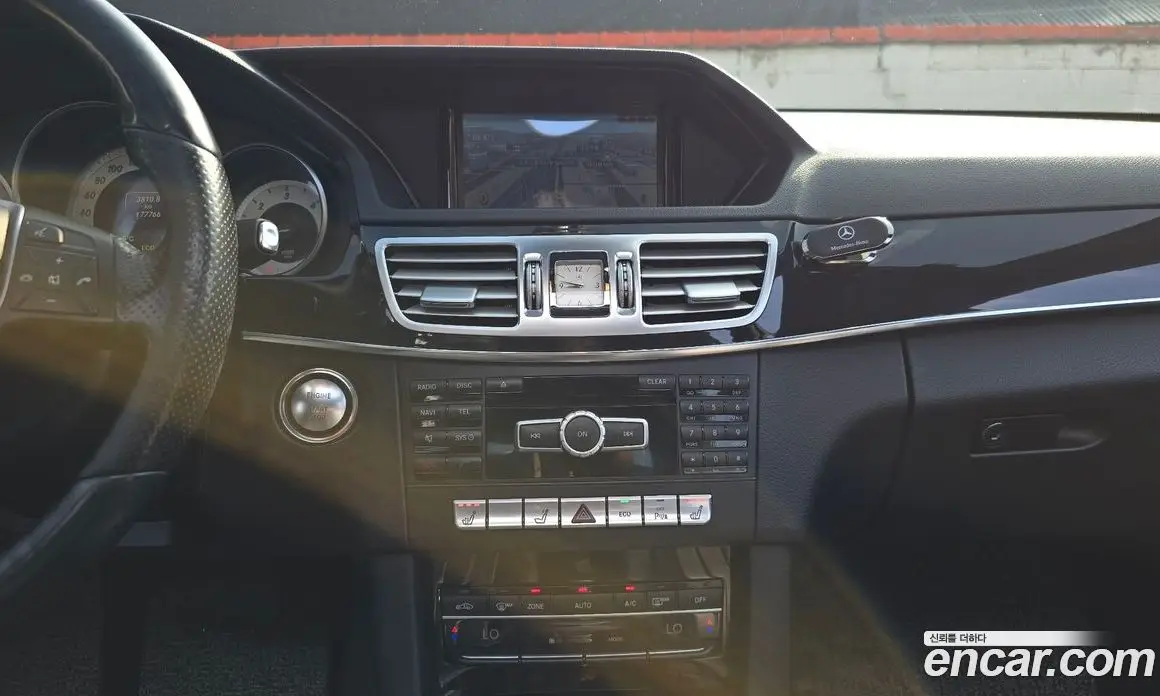 Mercedes-Benz E-Class 2014 2.1 автомат (гидро), фото 14