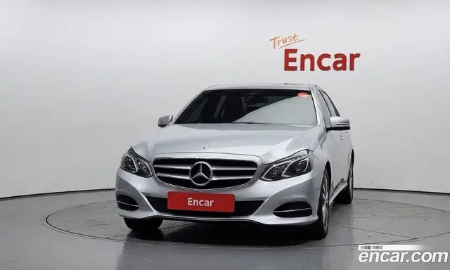 Mercedes-Benz E-Class 2014 2.1 автомат (гидро), миниатюра 3