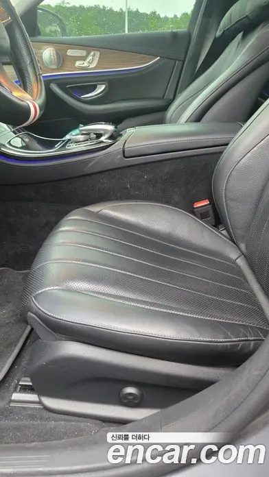 Mercedes-Benz E-Class 2018 2.0 автомат (гидро), миниатюра 10 Mercedes-Benz E-Class 2018 2.0 автомат (гидро), миниатюра 10