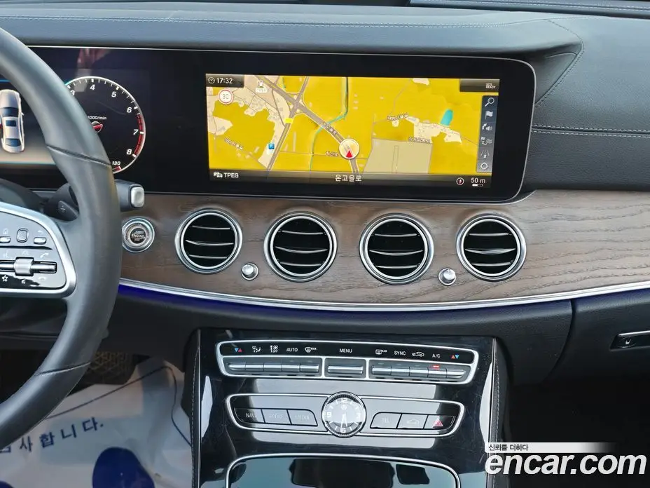 Mercedes-Benz E-Class 2019 2.0 автомат (гидро), фото 14