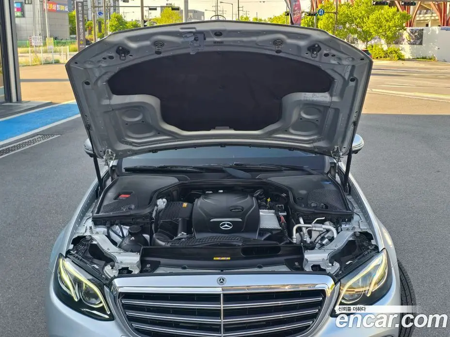 Mercedes-Benz E-Class 2019 2.0 автомат (гидро), фото 20