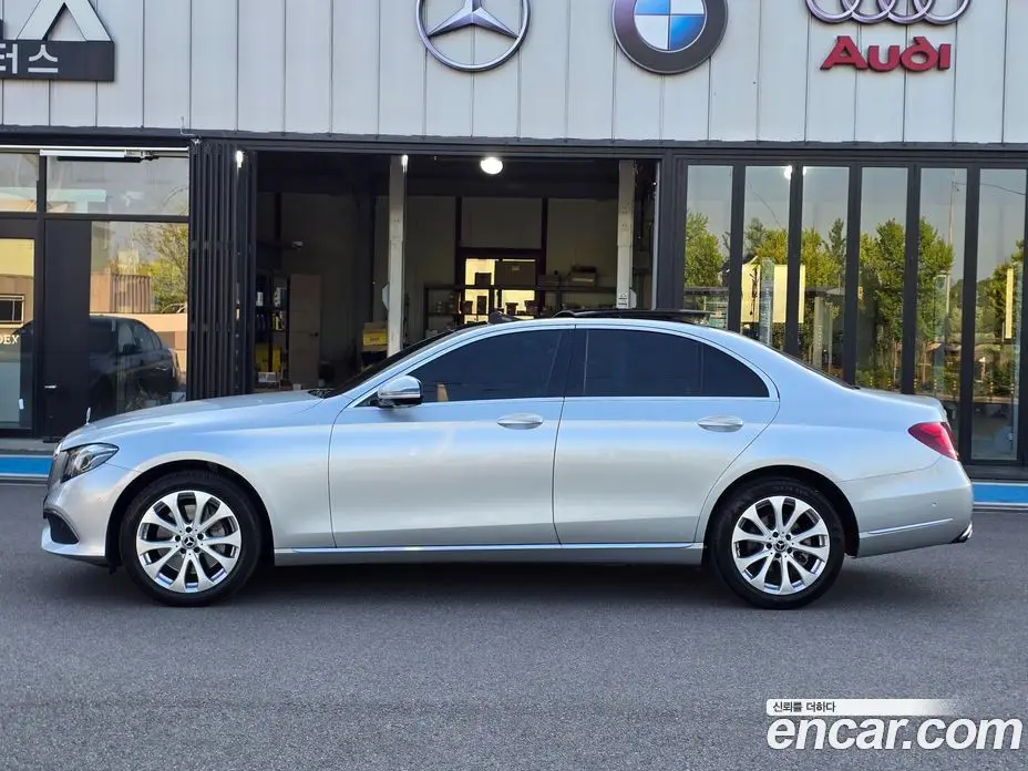 Mercedes-Benz E-Class 2019 2.0 автомат (гидро), фото 3