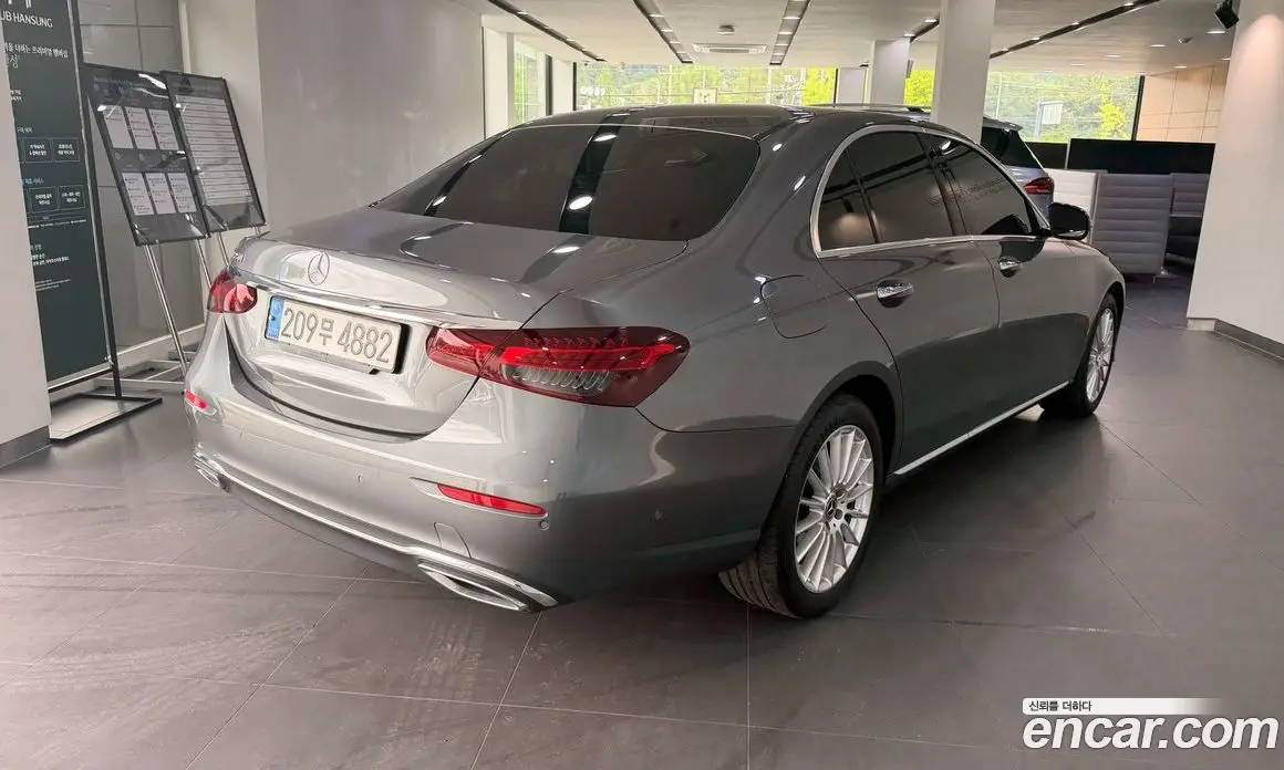 Mercedes-Benz E-Class 2022 2.0 автомат (гидро), фото 2 Mercedes-Benz E-Class 2022 2.0 автомат (гидро), фото 2