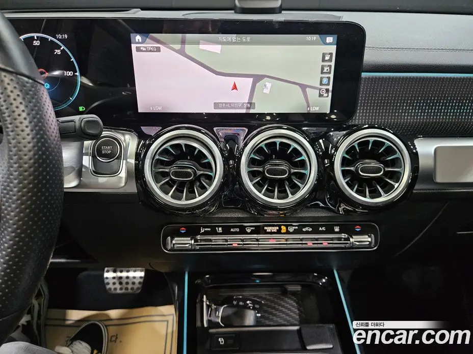 Mercedes-Benz EQB 2023 0.2 автомат (гидро), фото 15