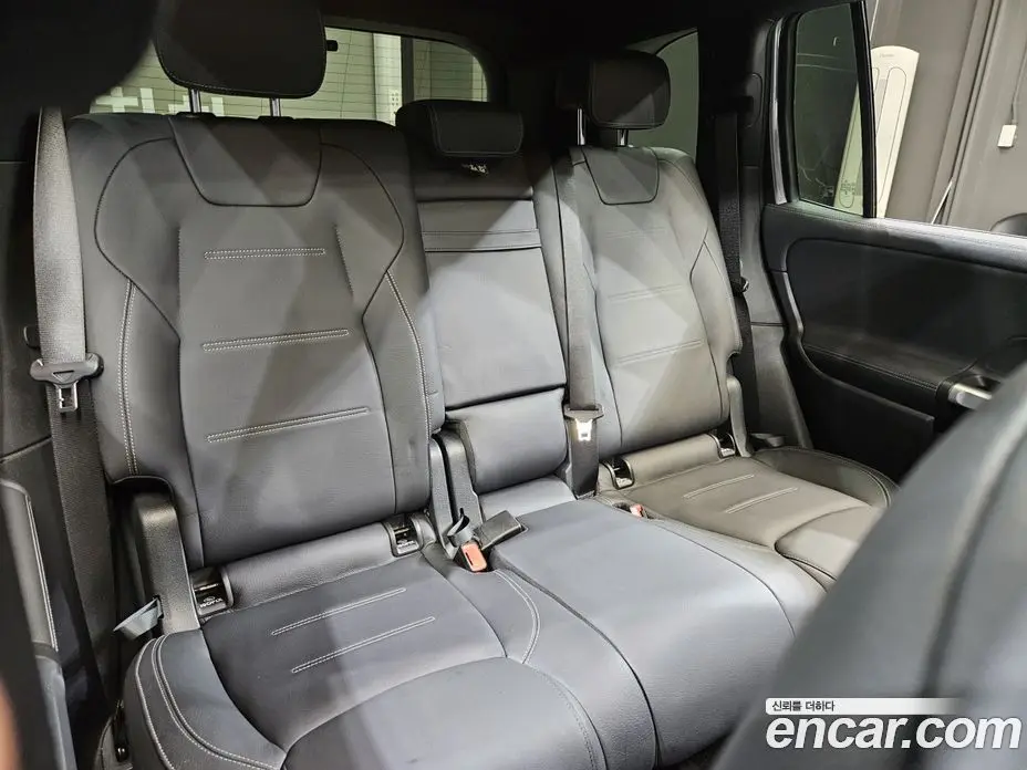 Mercedes-Benz EQB 2023 0.2 автомат (гидро), фото 18