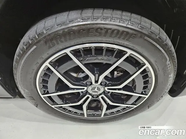 Mercedes-Benz EQB 2023 0.2 автомат (гидро), миниатюра 5