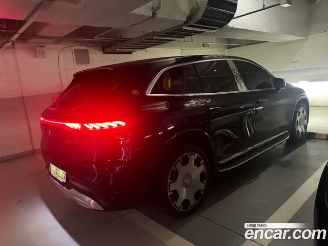 Mercedes-Benz EQS 2025 0.3 автомат (гидро), миниатюра 2