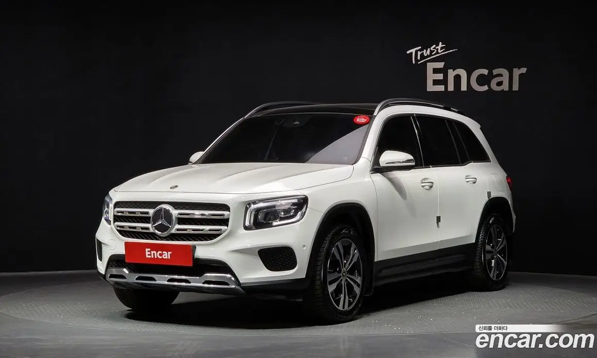 Mercedes-Benz GLB-Class 2021 2.0 автомат (гидро), фото 1 Mercedes-Benz GLB-Class 2021 2.0 автомат (гидро), фото 1