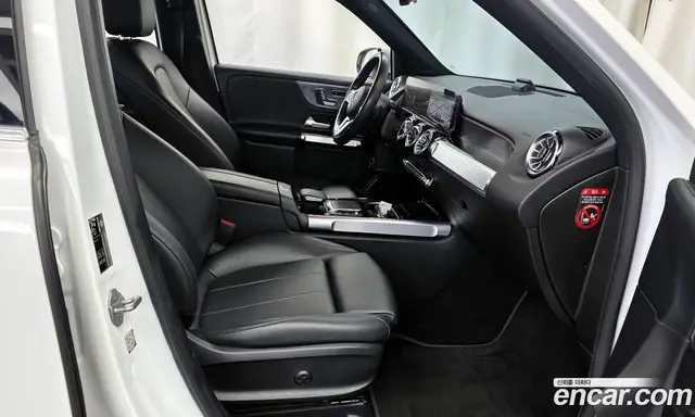 Mercedes-Benz GLB-Class 2021 2.0 автомат (гидро), миниатюра 11 Mercedes-Benz GLB-Class 2021 2.0 автомат (гидро), миниатюра 11