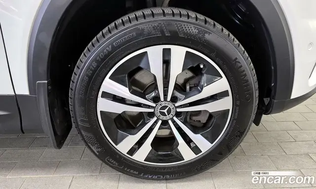 Mercedes-Benz GLB-Class 2021 2.0 автомат (гидро), миниатюра 5 Mercedes-Benz GLB-Class 2021 2.0 автомат (гидро), миниатюра 5