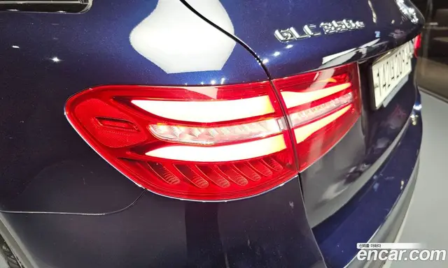 Mercedes-Benz GLC-Class 2018 2.0 автомат (гидро), миниатюра 9 Mercedes-Benz GLC-Class 2018 2.0 автомат (гидро), миниатюра 9