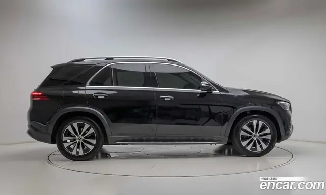 Mercedes-Benz GLE-Class 2024 2.0 автомат (гидро), миниатюра 9 Mercedes-Benz GLE-Class 2024 2.0 автомат (гидро), миниатюра 9