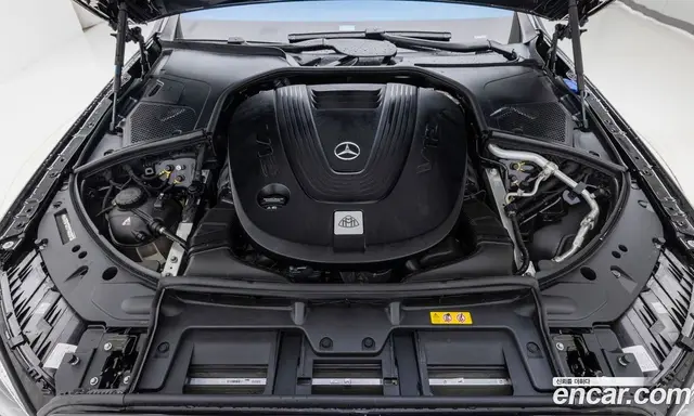 Mercedes-Benz S-Class 2023 6.0 автомат (гидро), миниатюра 6