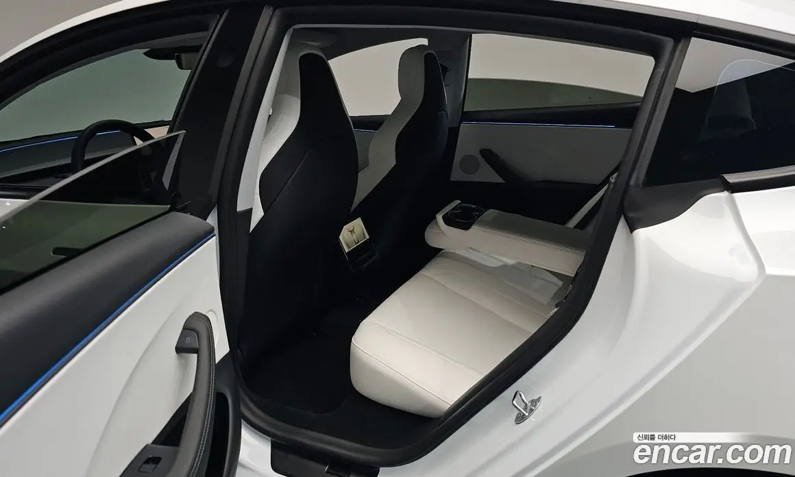 Tesla Model 3 2026 0.2 автомат (гидро), фото 15 Tesla Model 3 2026 0.2 автомат (гидро), фото 15