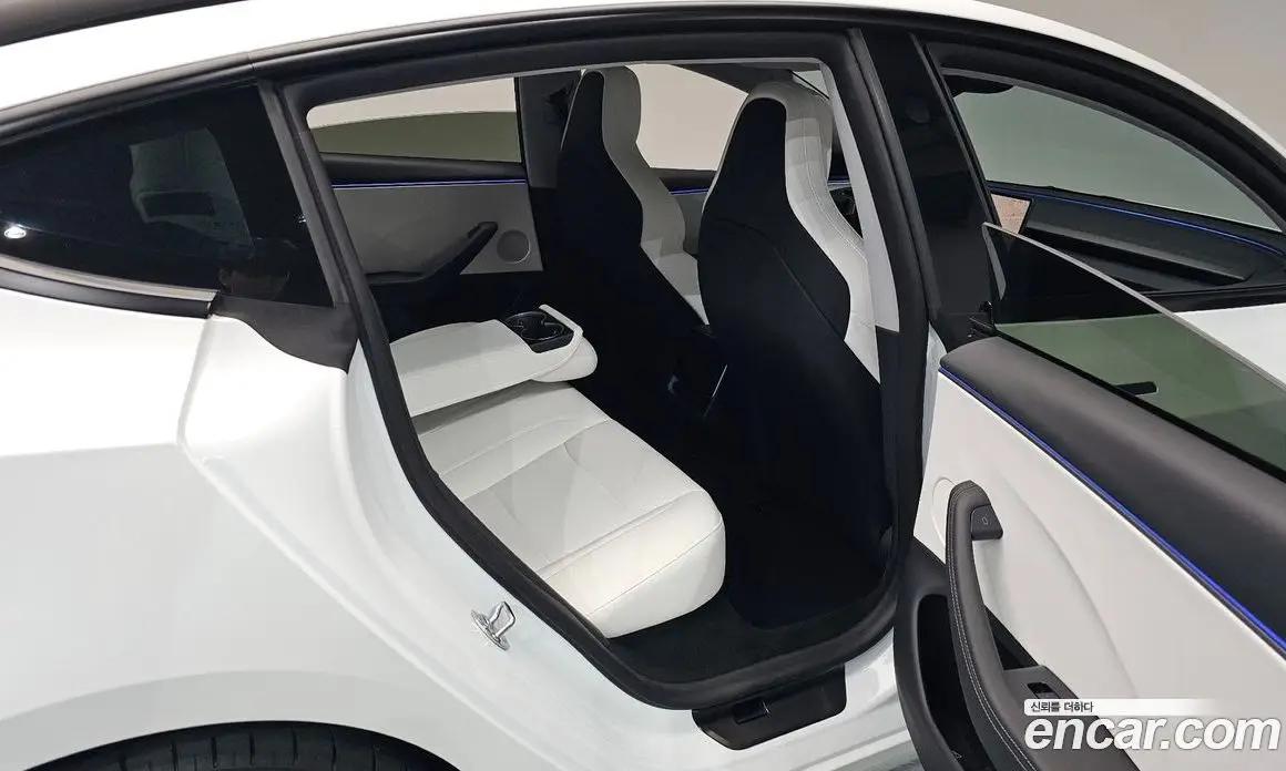 Tesla Model 3 2026 0.2 автомат (гидро), фото 17 Tesla Model 3 2026 0.2 автомат (гидро), фото 17