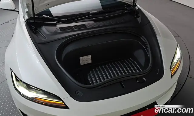 Tesla Model 3 2026 0.2 автомат (гидро), миниатюра 5 Tesla Model 3 2026 0.2 автомат (гидро), миниатюра 5