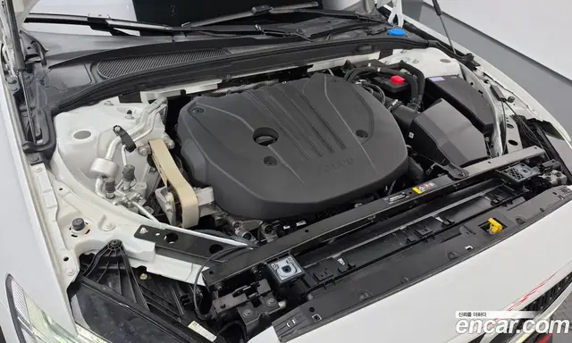 Volvo V60 2024 2.0 автомат (гидро), миниатюра 5