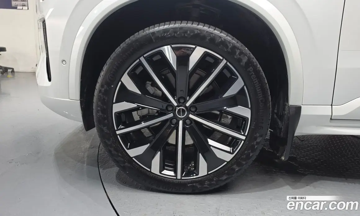 Volvo XC90 2025 2.0 автомат (гидро), фото 5 Volvo XC90 2025 2.0 автомат (гидро), фото 5