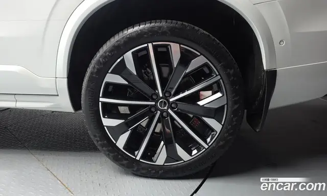 Volvo XC90 2025 2.0 автомат (гидро), миниатюра 7 Volvo XC90 2025 2.0 автомат (гидро), миниатюра 7