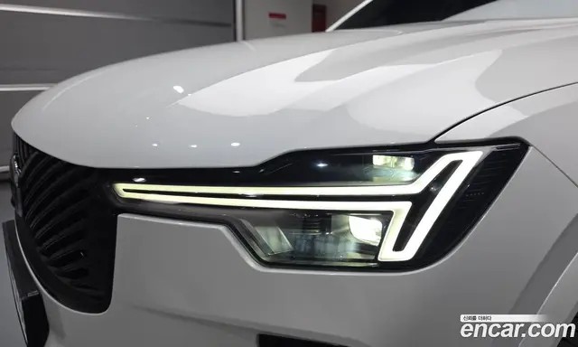 Volvo XC90 2025 2.0 автомат (гидро), миниатюра 8 Volvo XC90 2025 2.0 автомат (гидро), миниатюра 8