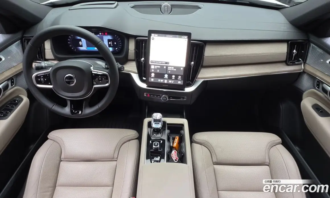 Volvo XC90 2025 2.0 автомат (гидро), фото 10 Volvo XC90 2025 2.0 автомат (гидро), фото 10