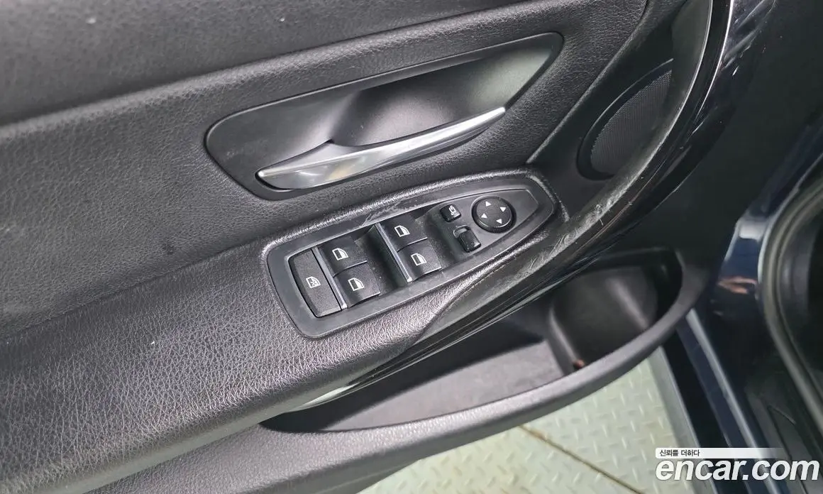 BMW 3 серия 2016 2.0 автомат (гидро), фото 18 BMW 3 серия 2016 2.0 автомат (гидро), фото 18