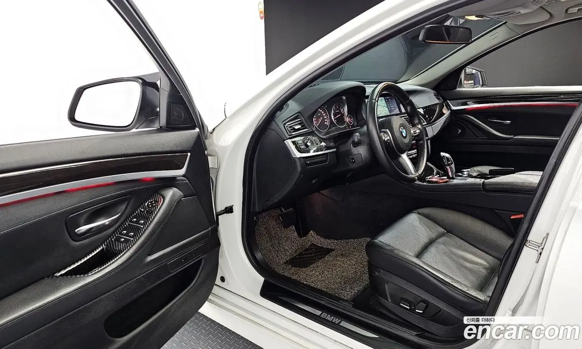 BMW 5 серия 2010 3.0 автомат (гидро), фото 11