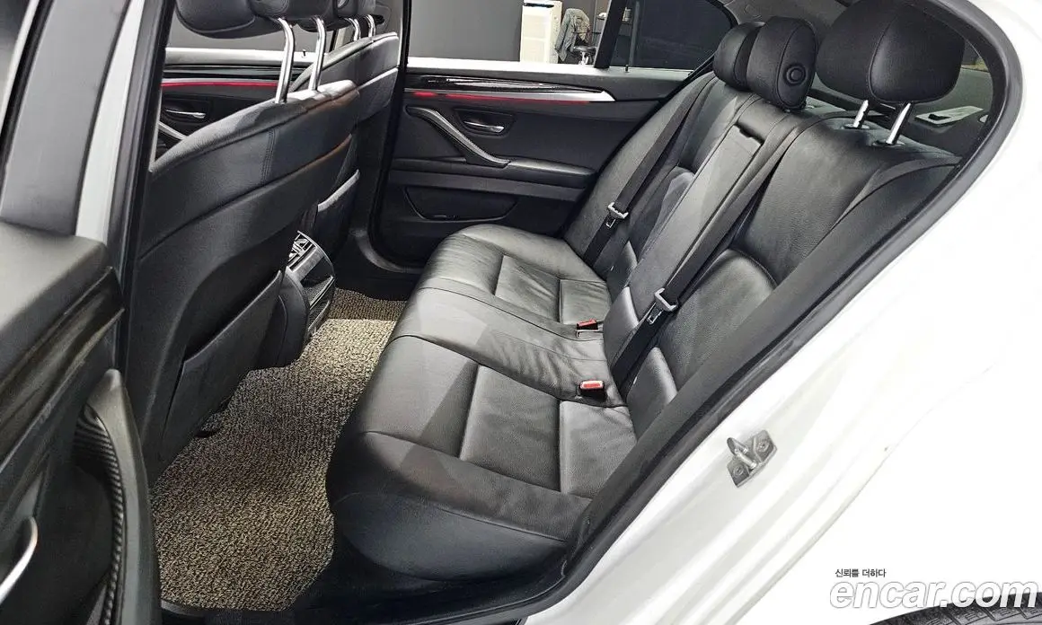 BMW 5 серия 2010 3.0 автомат (гидро), фото 12