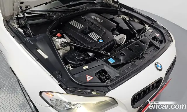 BMW 5 серия 2010 3.0 автомат (гидро), миниатюра 6