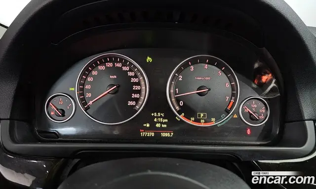 BMW 5 серия 2010 3.0 автомат (гидро), миниатюра 8