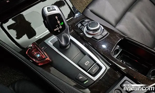 BMW 5 серия 2010 3.0 автомат (гидро), миниатюра 9