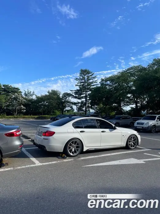 BMW 5 серия 2011 3.0 автомат (гидро), миниатюра 2