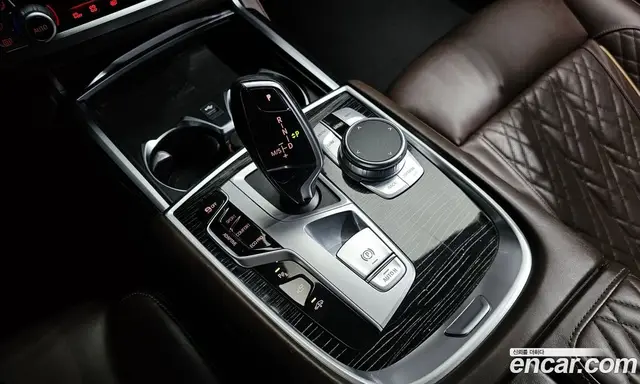 BMW 7 серия 2021 3.0 автомат (гидро), миниатюра 9