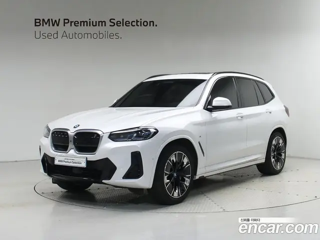 BMW iX3, 2023, 80 739 км