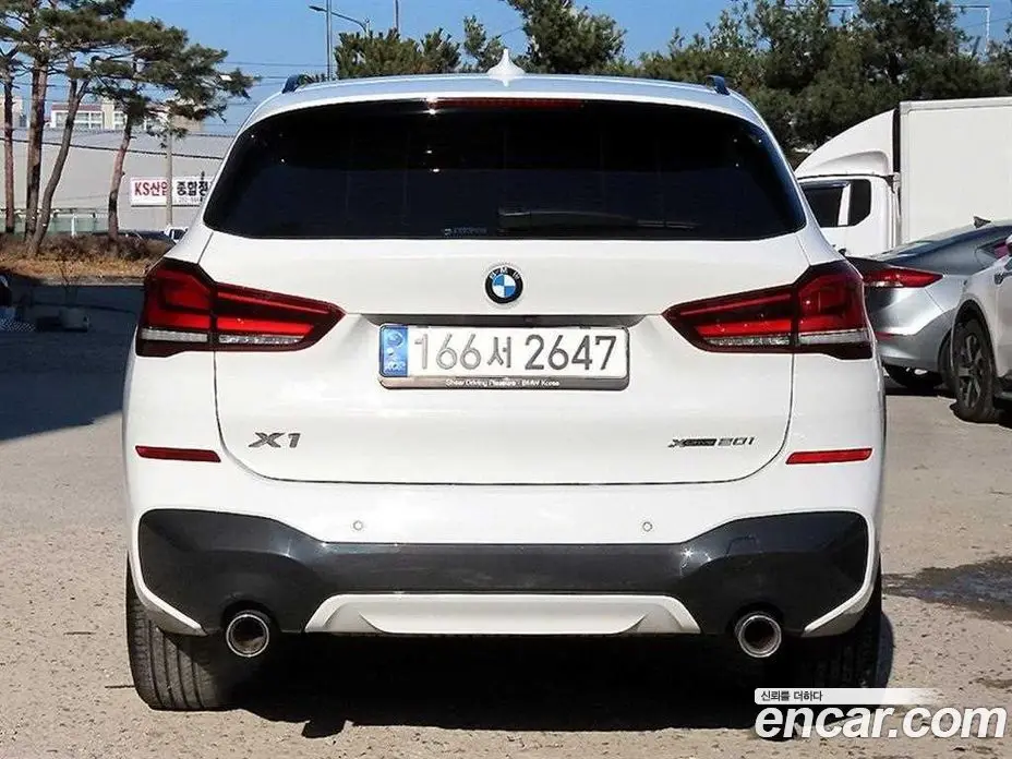 BMW X1 2021 2.0 автомат (гидро), фото 4