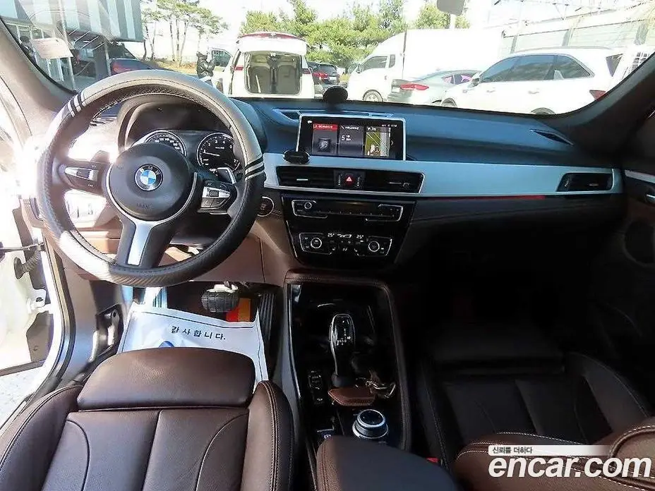 BMW X1 2021 2.0 автомат (гидро), фото 7