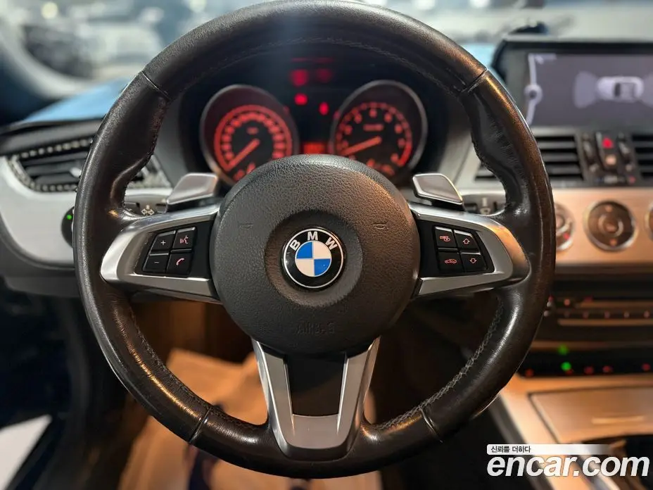 BMW Z4 2010 3.0 автомат (гидро), фото 9